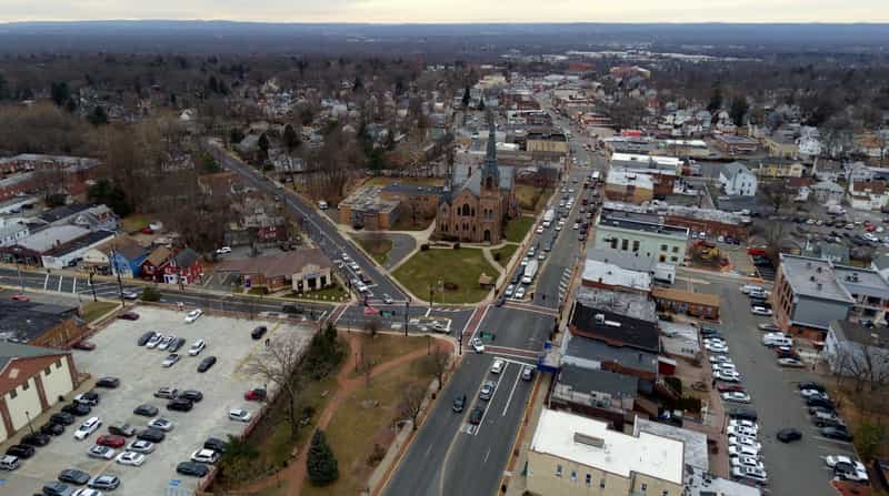 Bloomfield_Ave_1.JPG